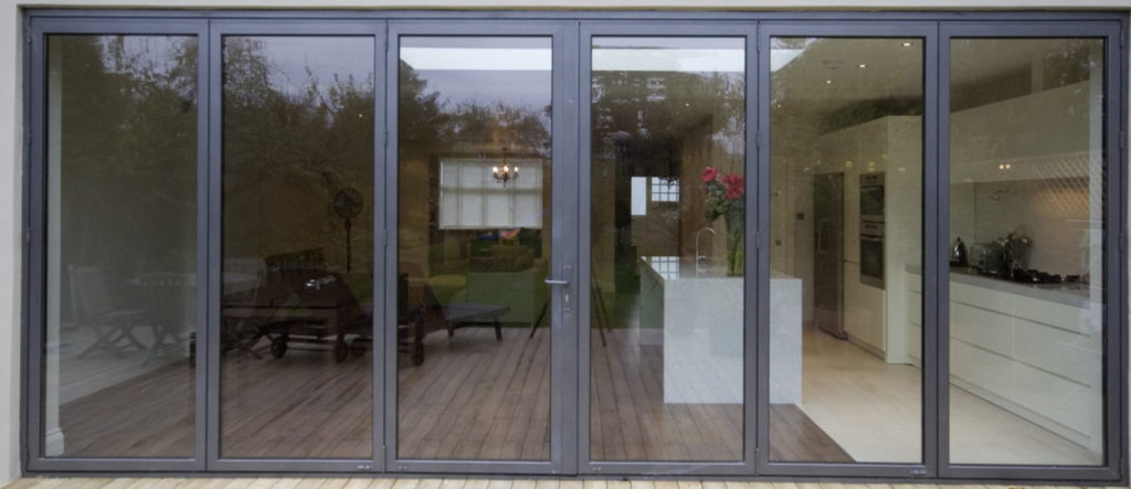 aluminium-bifold-doors-hp2